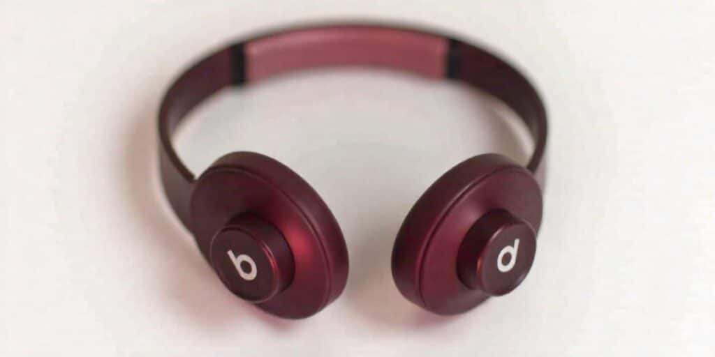 A Pair of Apples Unreleased Power beats Pro 2